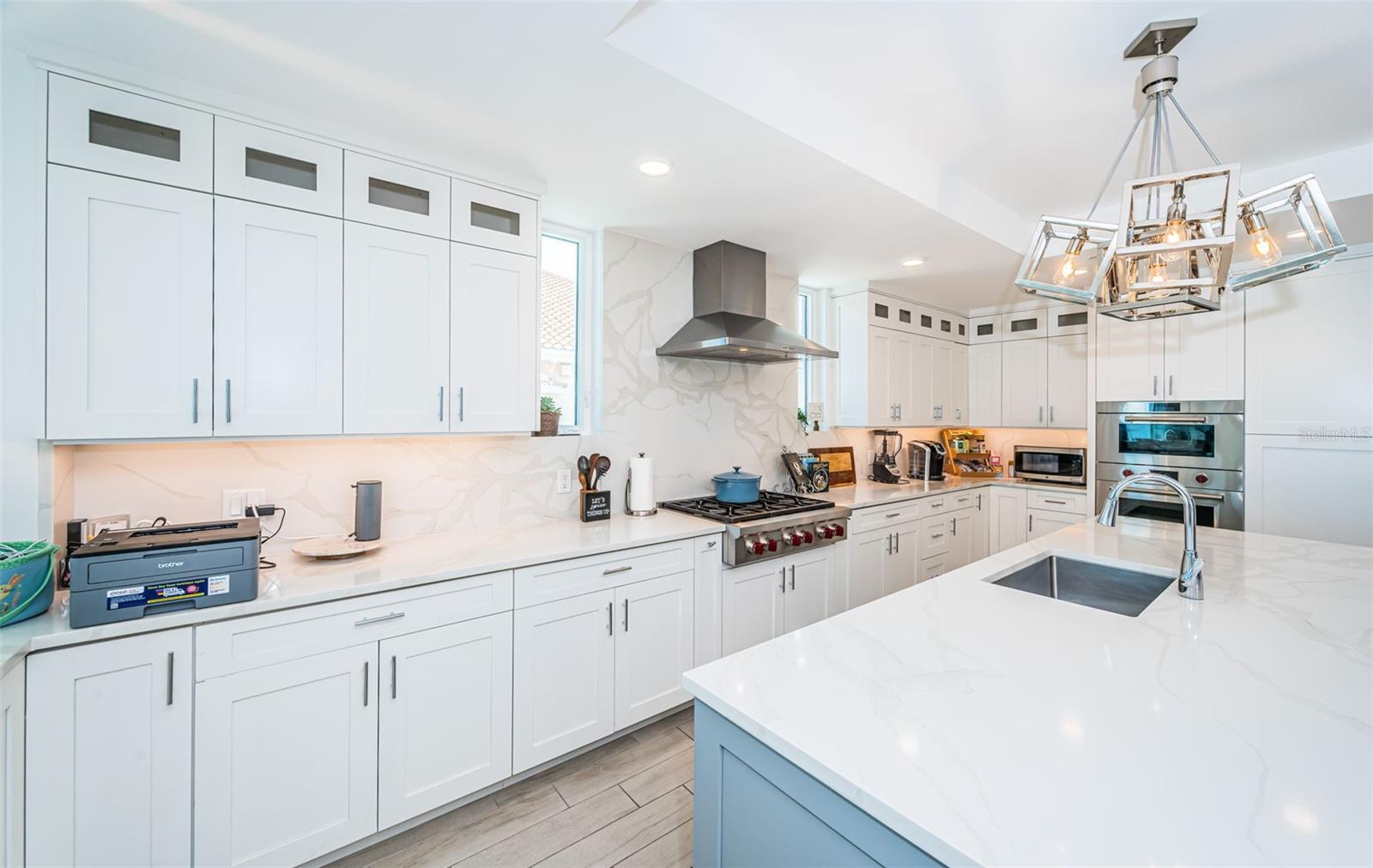 ONELLA CONDO - Residential