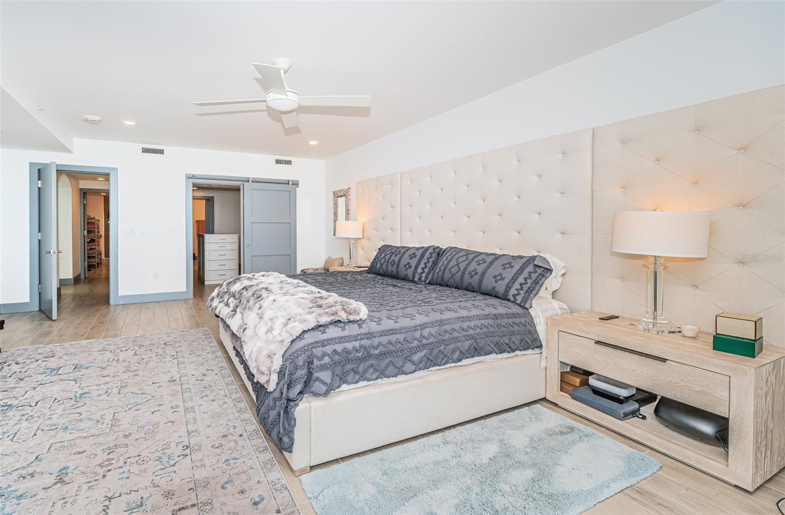 ONELLA CONDO - Residential