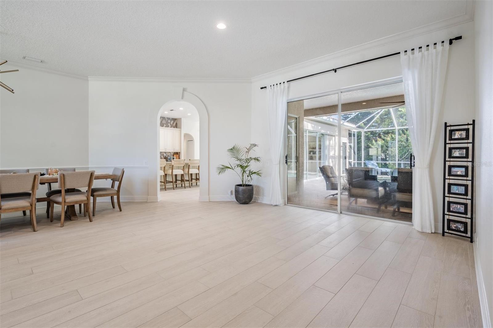 WESTCHASE SEC 203 - Residential