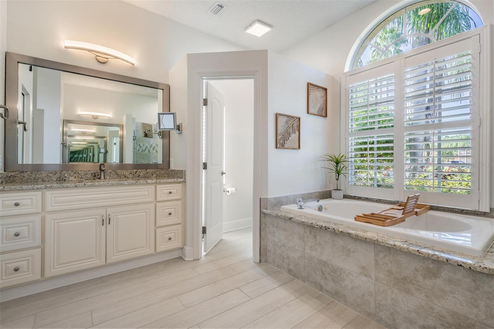WESTCHASE SEC 203 - Residential