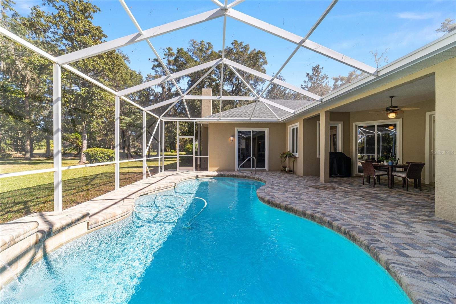 COUNTRY CLUB/OCALA UN 01 - Residential