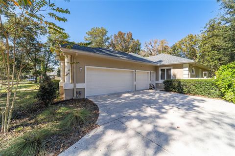Tiny photo for 6907 SE 12th Circle, Ocala, FL 34480 (MLS # OM713811)