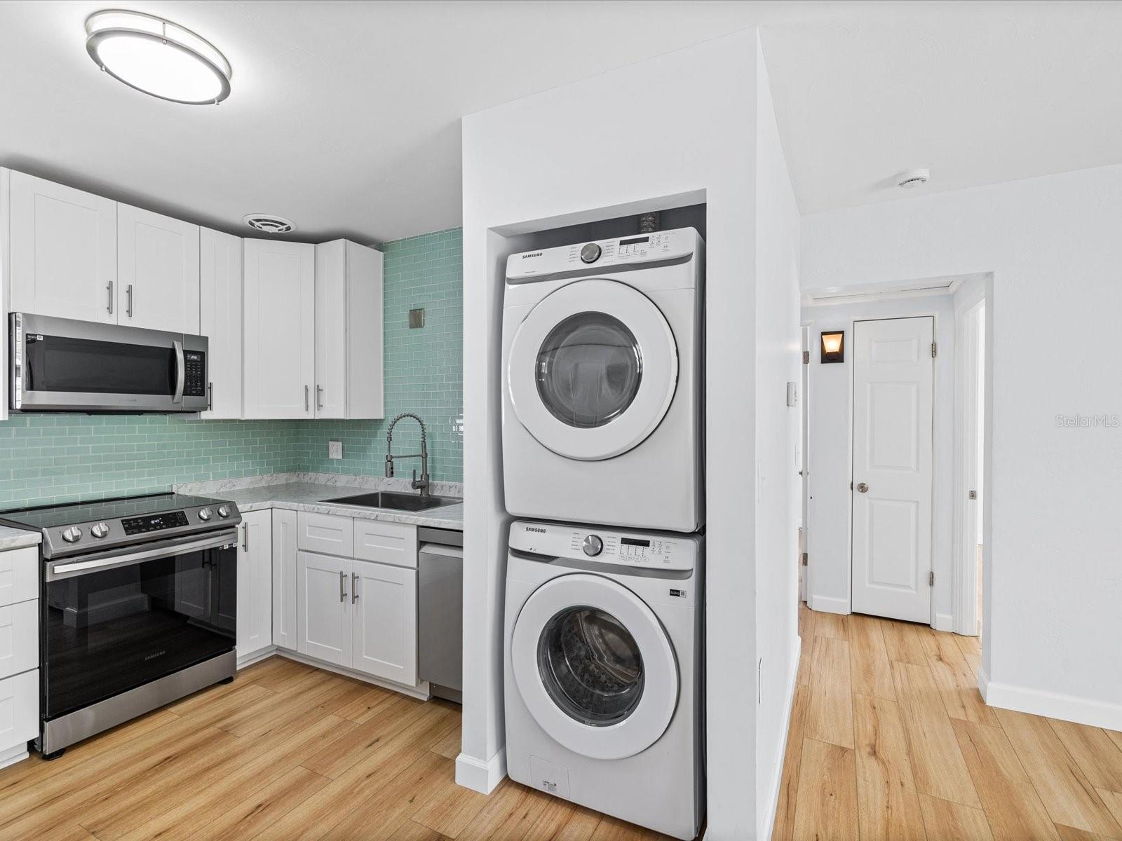 530 LEXINGTON STREET