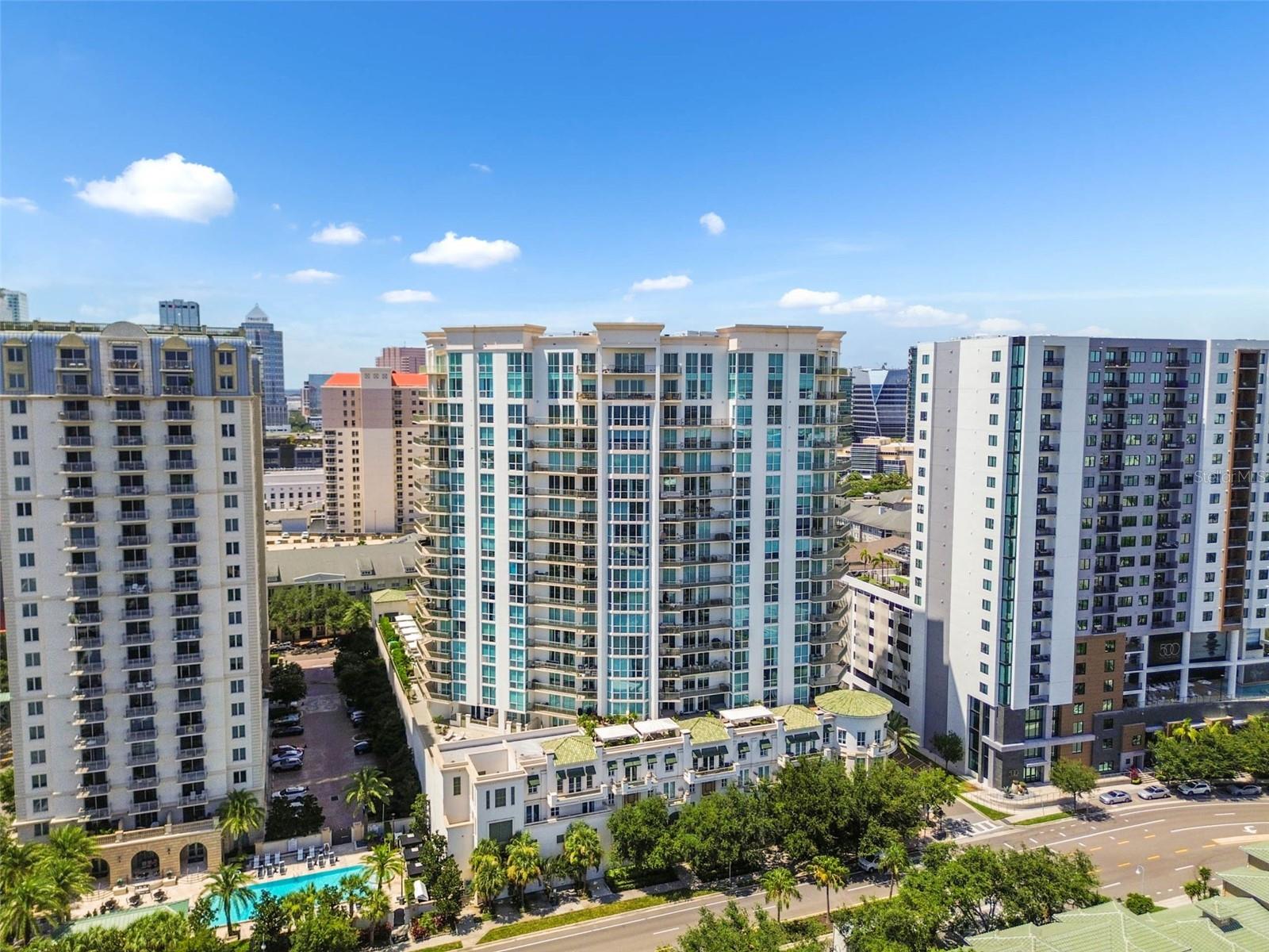 450 KNIGHTS RUN AVENUE 401