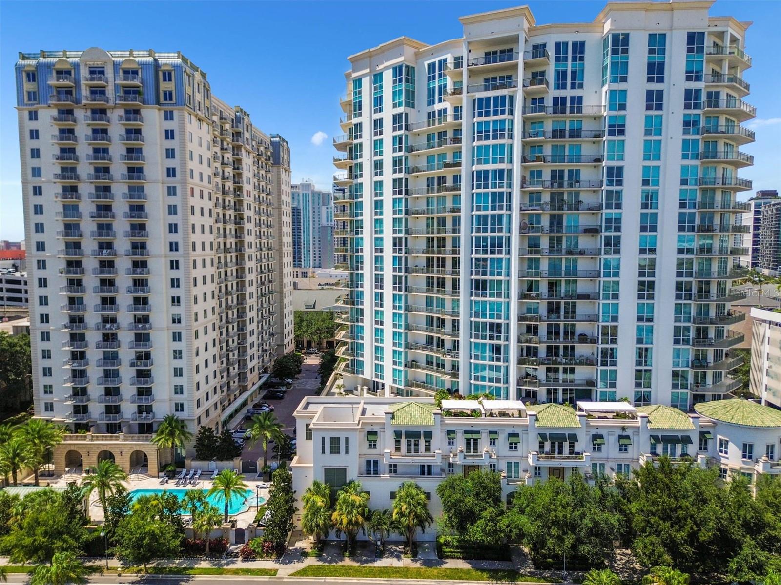ONE OF THE MOST GORGEOUS AND DESIRABLE CONDO'S IN ALL OF TAMPA. THIS CONDO HAS IT ALL, ELEGANCE, FUNCTIONALITY, LOCATION, METICULOUSLY MAINTAINED, COMPLETELY UPDATED, AND THE SETTING....LOCATED ON HARBOUR ISLAND, ONE OF THE MOST SOUGHT AFTER LOCATIONS IN ALL OF TAMPA. CLOSE PROXIMITY TO AMALIE ARENA, SPARKMAN WHARF, WATER STREET, RIVER WALK, UNIVERSITY OF TAMPA, THIS CONDO HAS SPARED NO EXPENSE IN THE REMODEL, GORGEOUS KITCHEN WITH INCREDIBLE STONE COUNTERS, UPGRADED APPLIANCES, 11 FOOT CEILINGS IN THE GREAT ROOM WITH FRENCH DOORS AND TRANSOMS, 2 SEPARATE BALCONIES LOCATED ON EACH FLOOR, ELEGANT LIGHTING THROUGHOUT, LOTS OF STORAGE, UNDER BUILDING PARKING WITH 2 RESERVED SPOTS RIGHT NEXT TO THE 3RD FLOOR PRIVATE ENTRANCE. THE AMENITIES IN THE PLAZA INCLUDE A RESORT STYLE INFINITI EDGE HEATED POOL AND SPA, VALET PARKING, FULL TIME CONCIERGE, 24/7 SECURITY, PROPERTY MANAGER, GAME/MEDIA ROOM, FORMAL ENTERTAINMENT ROOM, FULLY EQUIPPED FITNESS CENTER. THIS CONDO HAS IT ALL IN AN AREA THAT IS SECOND TO NONE.