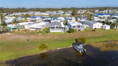 A home in LAKE WALES