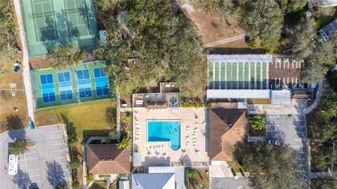 A home in LAKE WALES