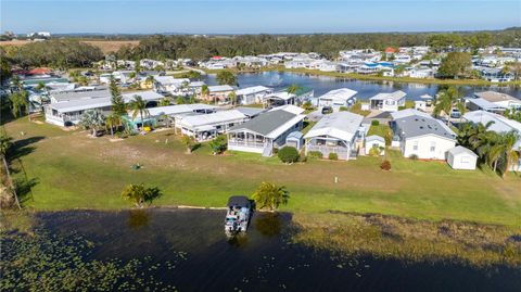 A home in LAKE WALES