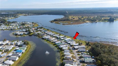 A home in LAKE WALES