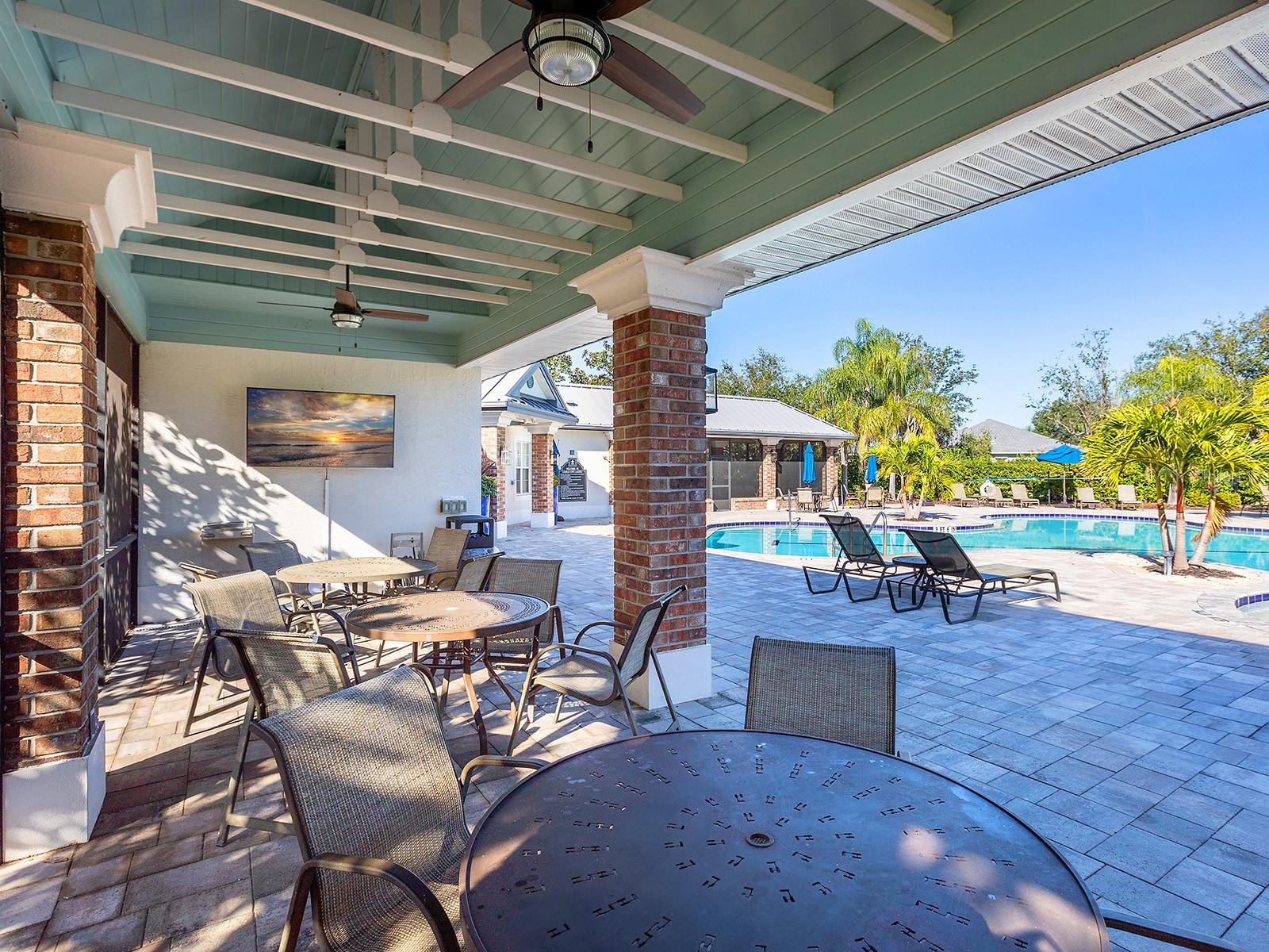 UNIVERSITY PLACE - Residential