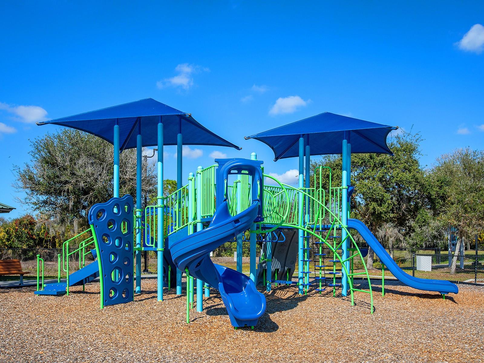 UNIVERSITY PLACE - Residential