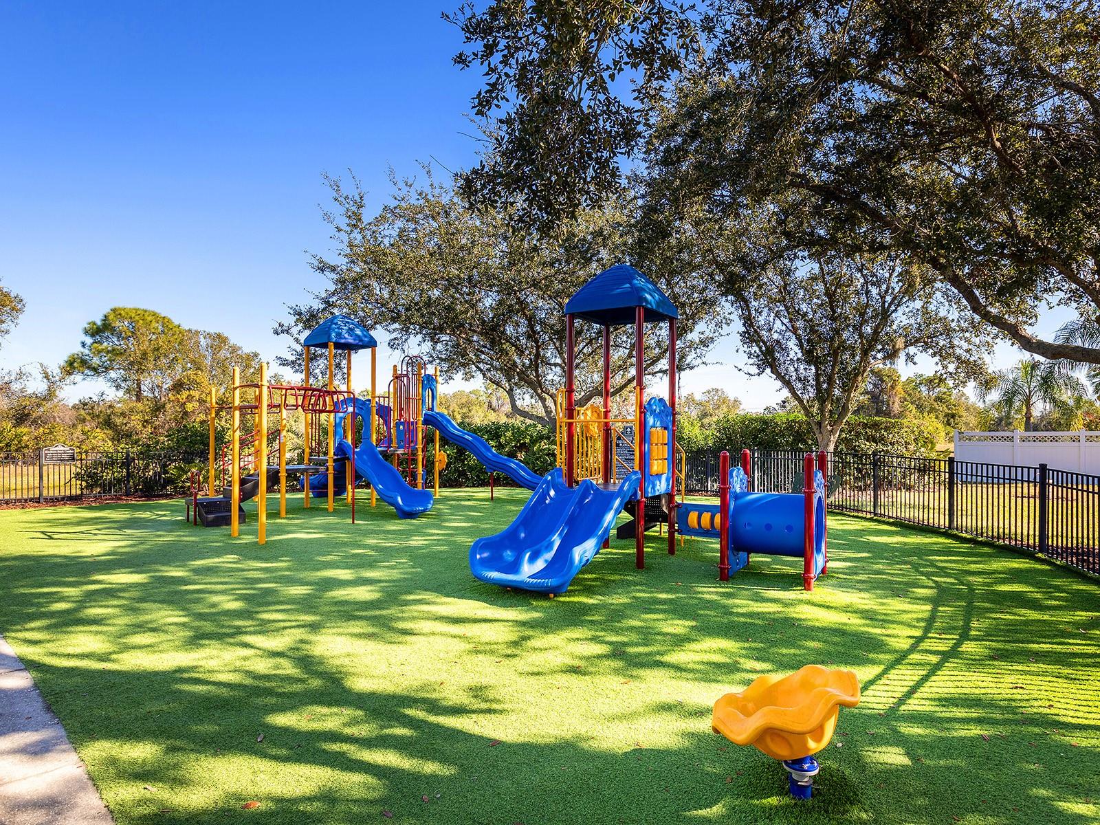 UNIVERSITY PLACE - Residential