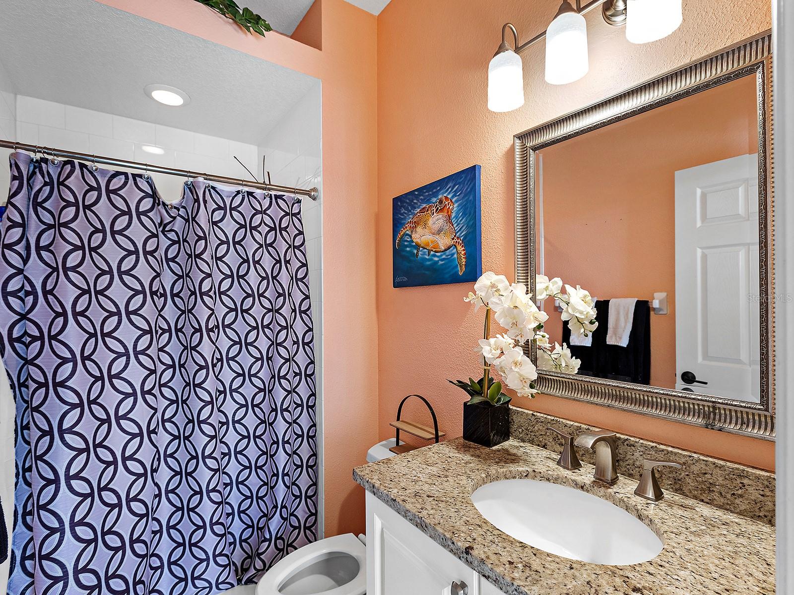 UNIVERSITY PLACE - Residential