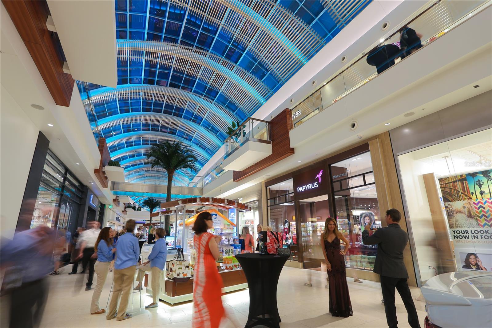 UNIVERSITY PLACE - Residential