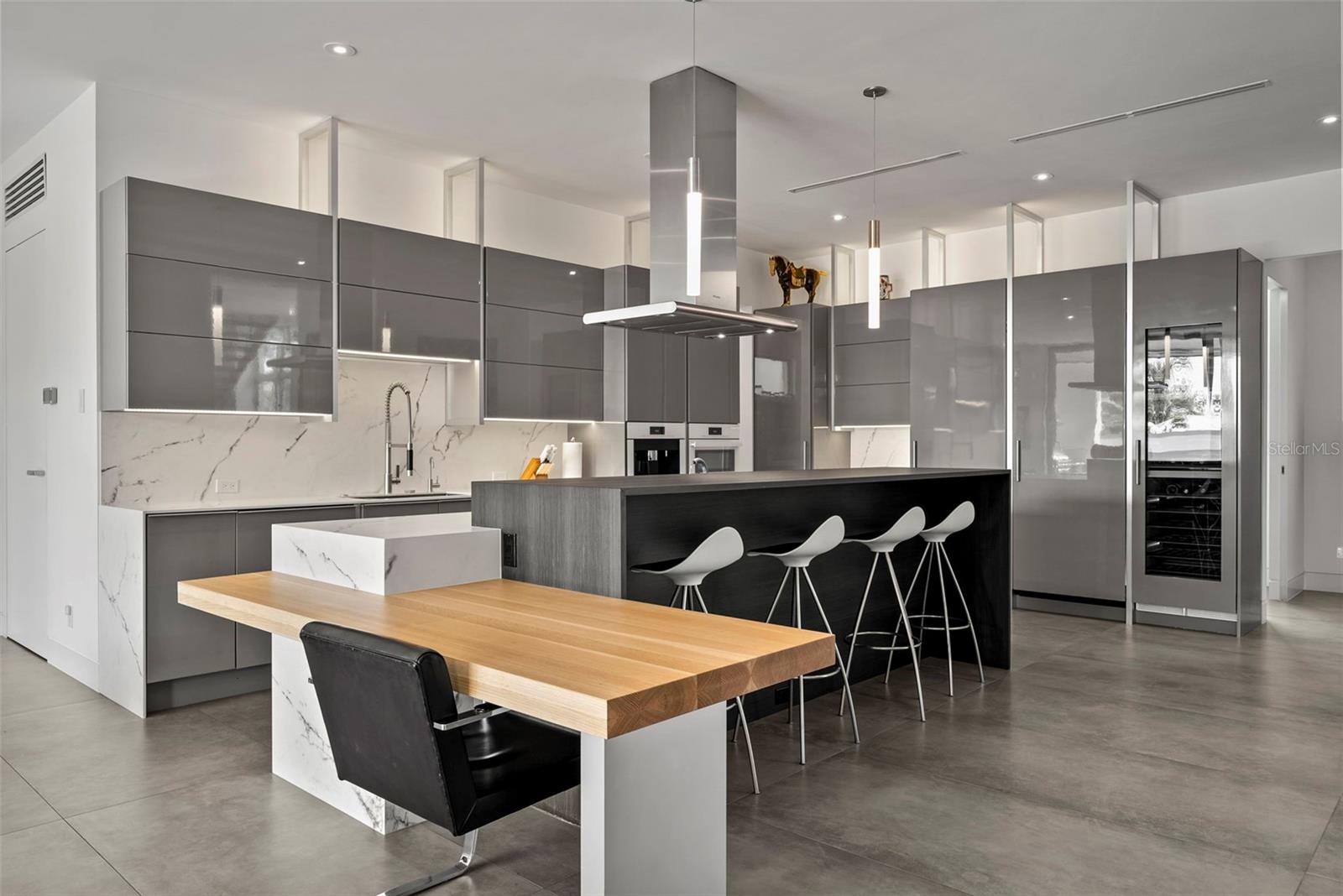 HARBOR ACRES - Residential