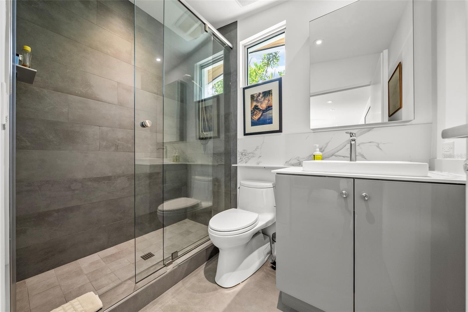 HARBOR ACRES - Residential