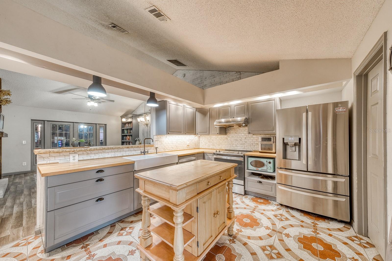 TIBERON HILLS PH 3 - Residential