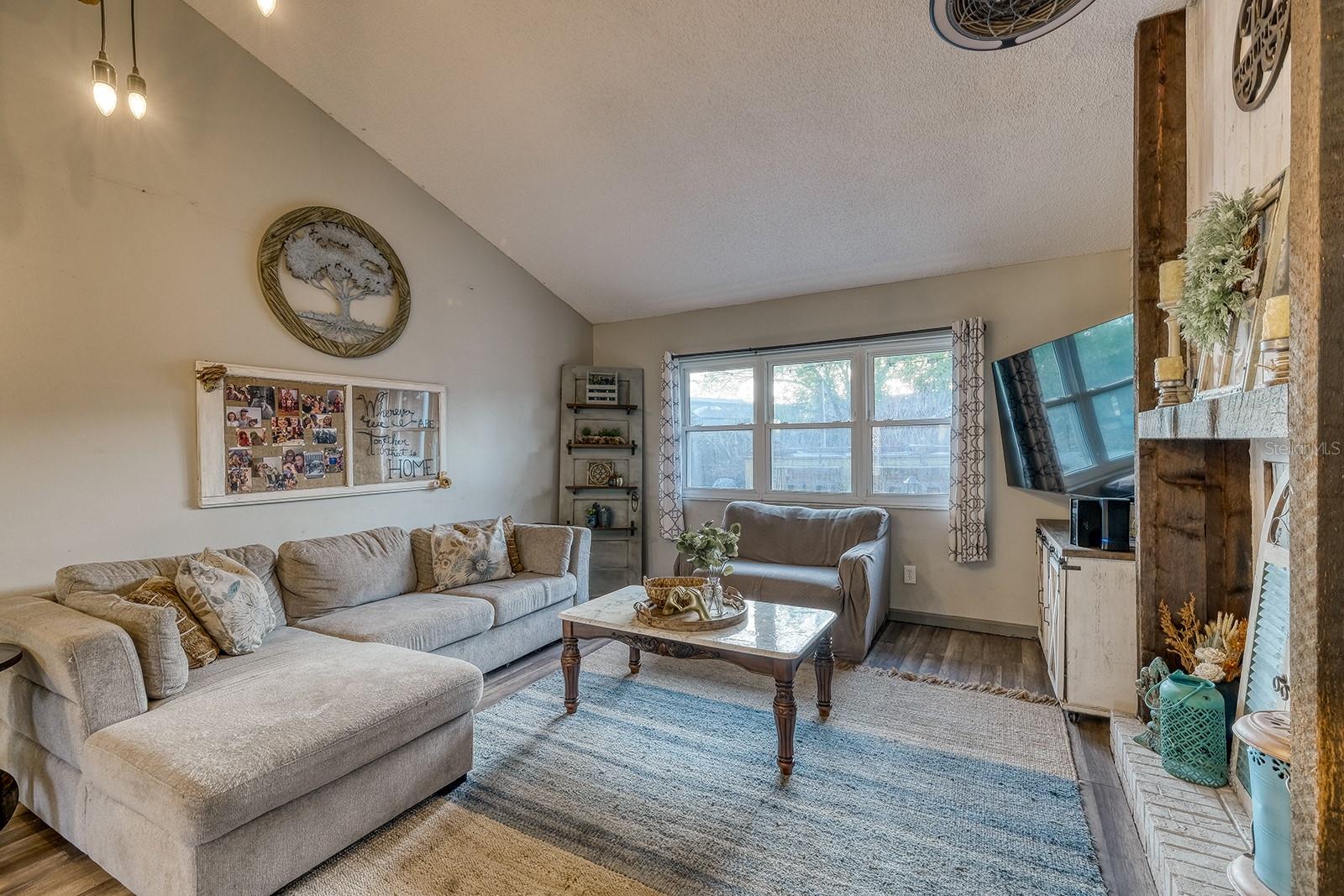 TIBERON HILLS PH 3 - Residential