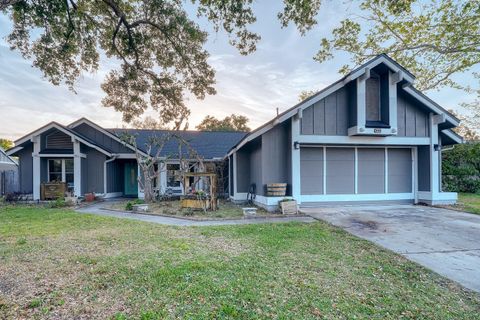 Photo of 1665 Grange Circle, Longwood, FL 32750 (MLS # O6396483)