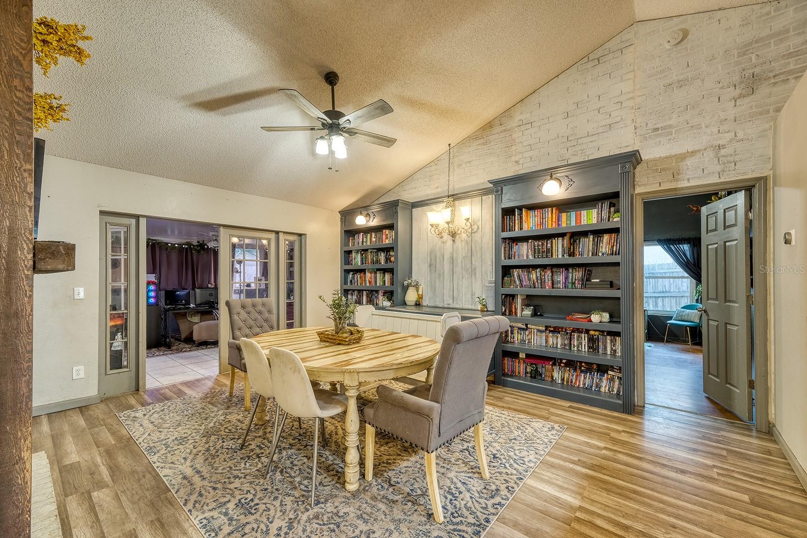 TIBERON HILLS PH 3 - Residential