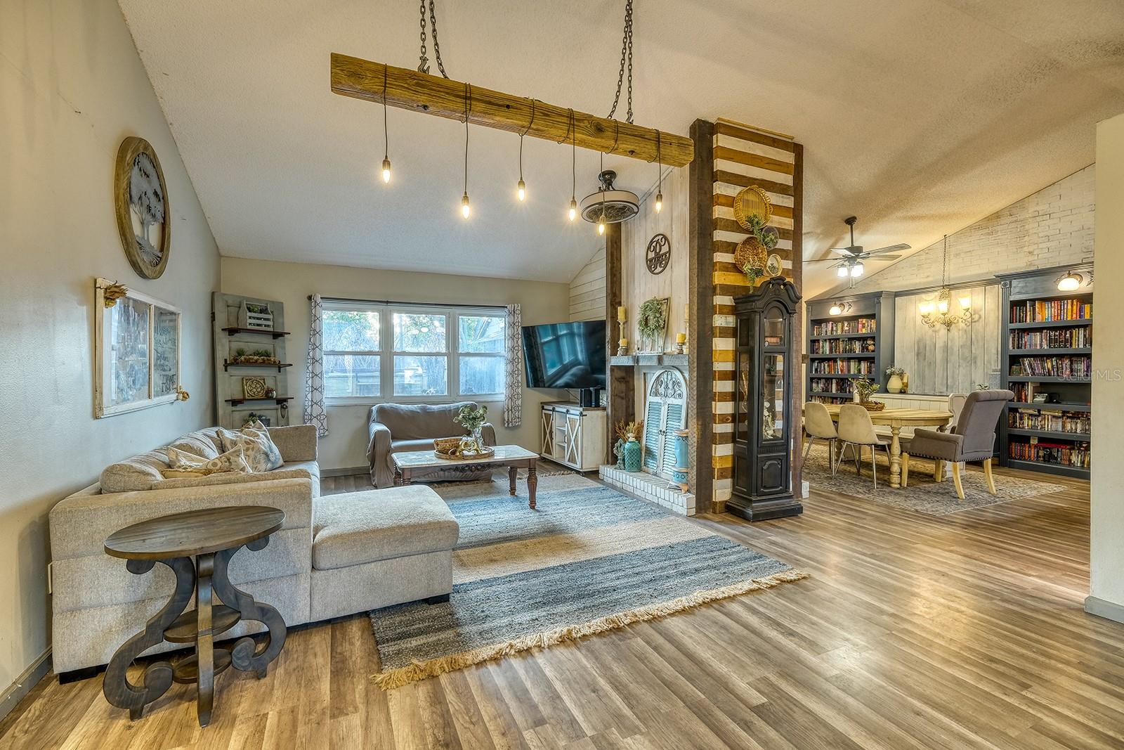 TIBERON HILLS PH 3 - Residential