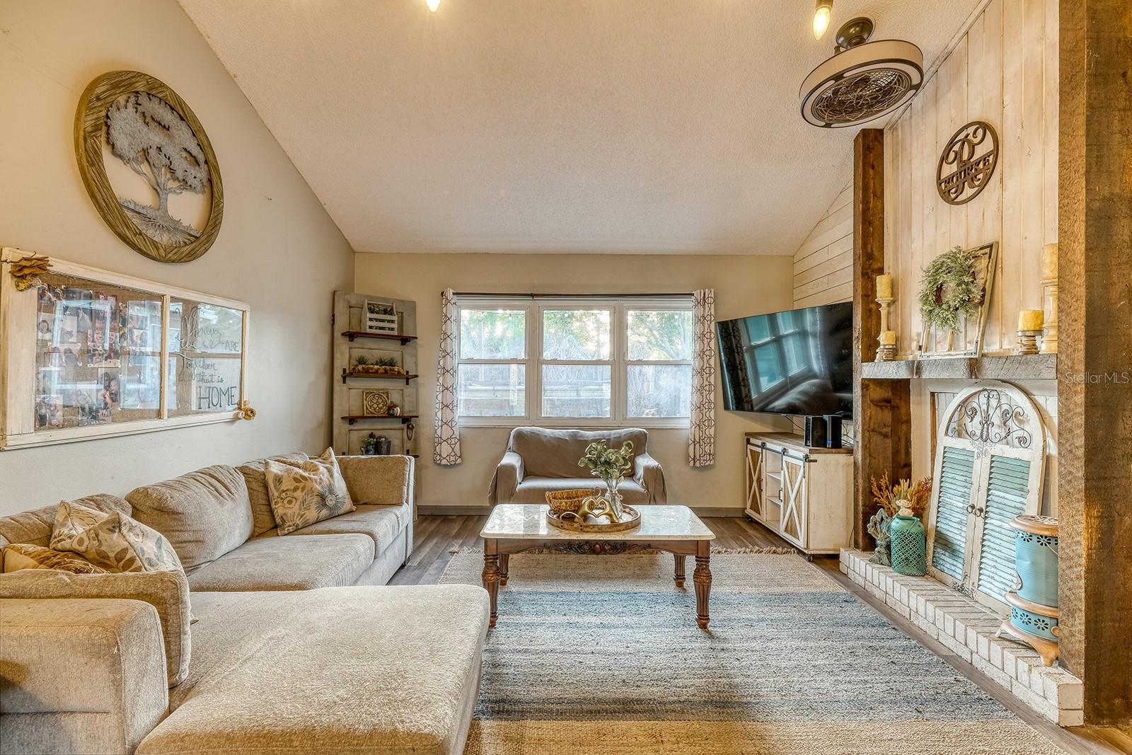 TIBERON HILLS PH 3 - Residential