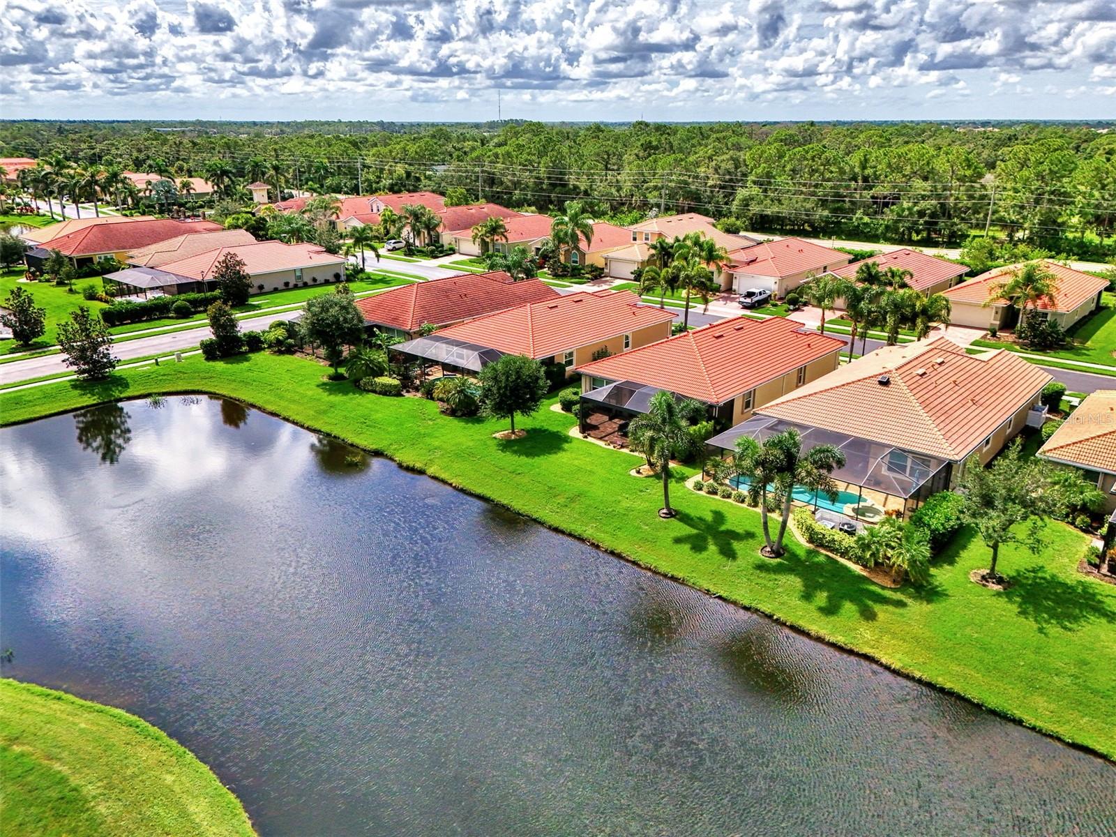 CARIBBEAN VILLAGE - Residential