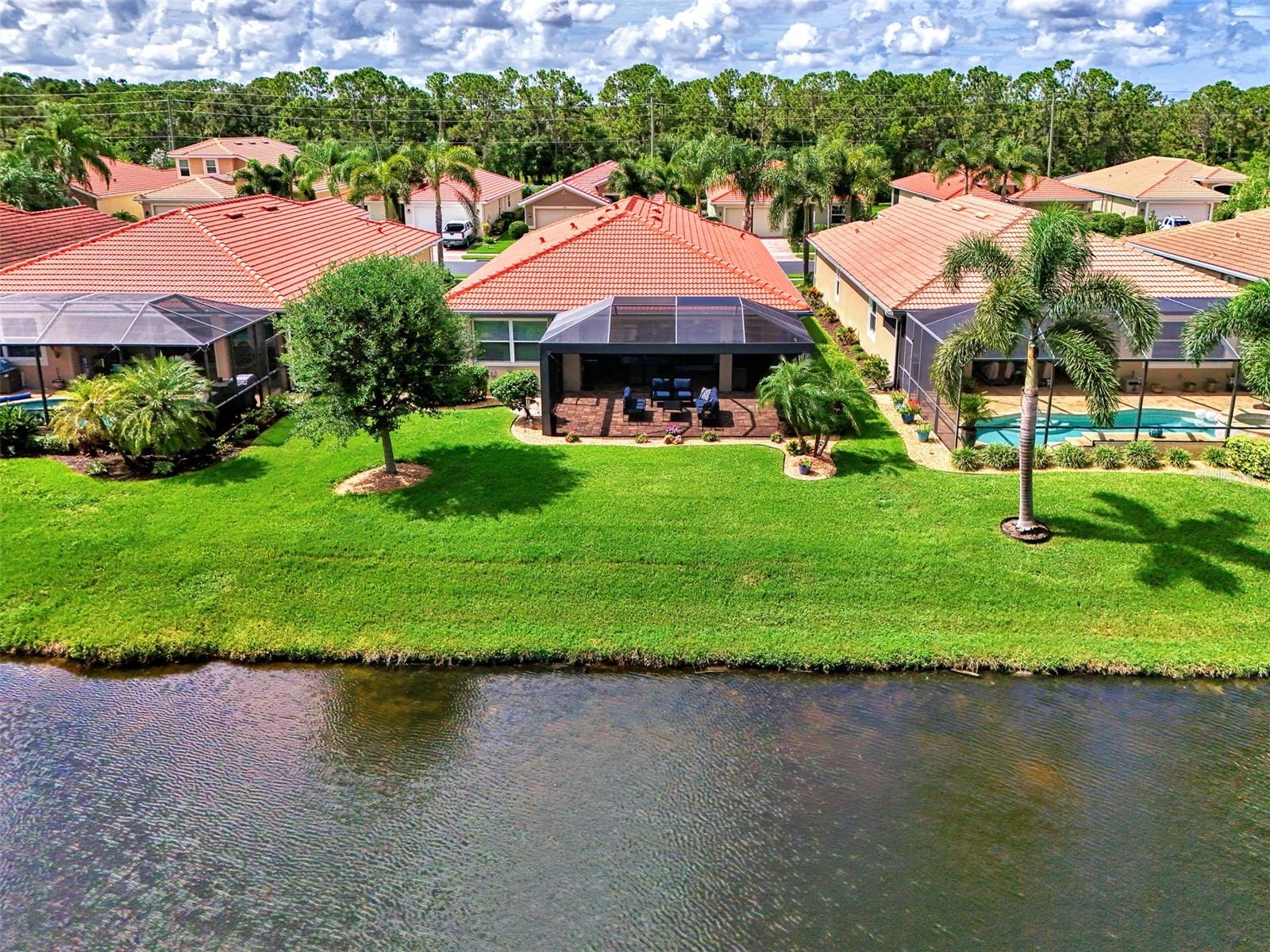 CARIBBEAN VILLAGE - Residential