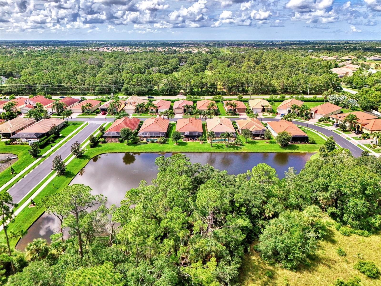 CARIBBEAN VILLAGE - Residential