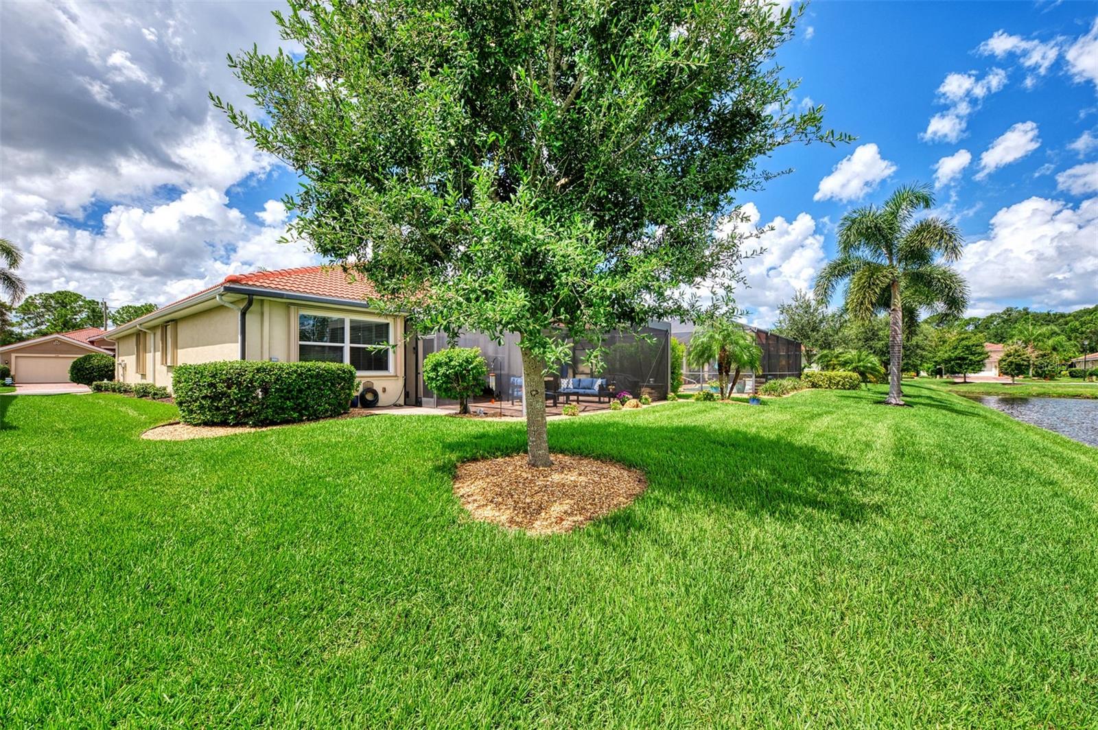 CARIBBEAN VILLAGE - Residential