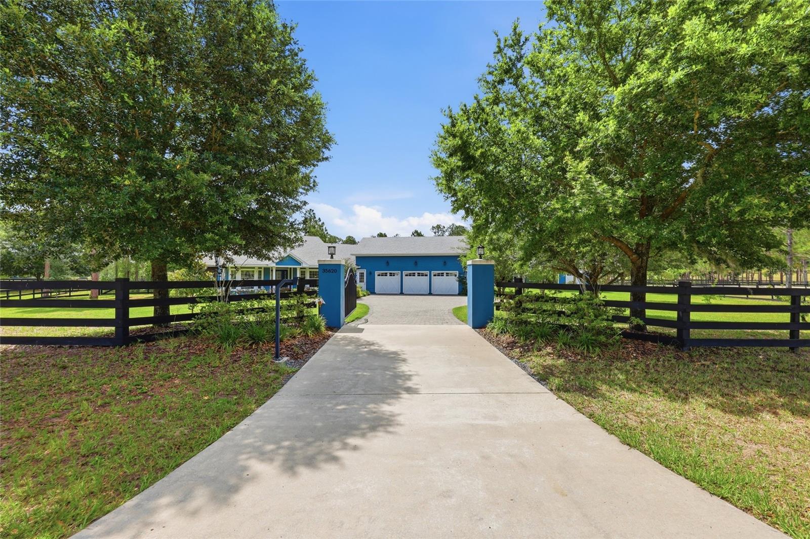 LAKEWOOD RANCHES SUB - Residential