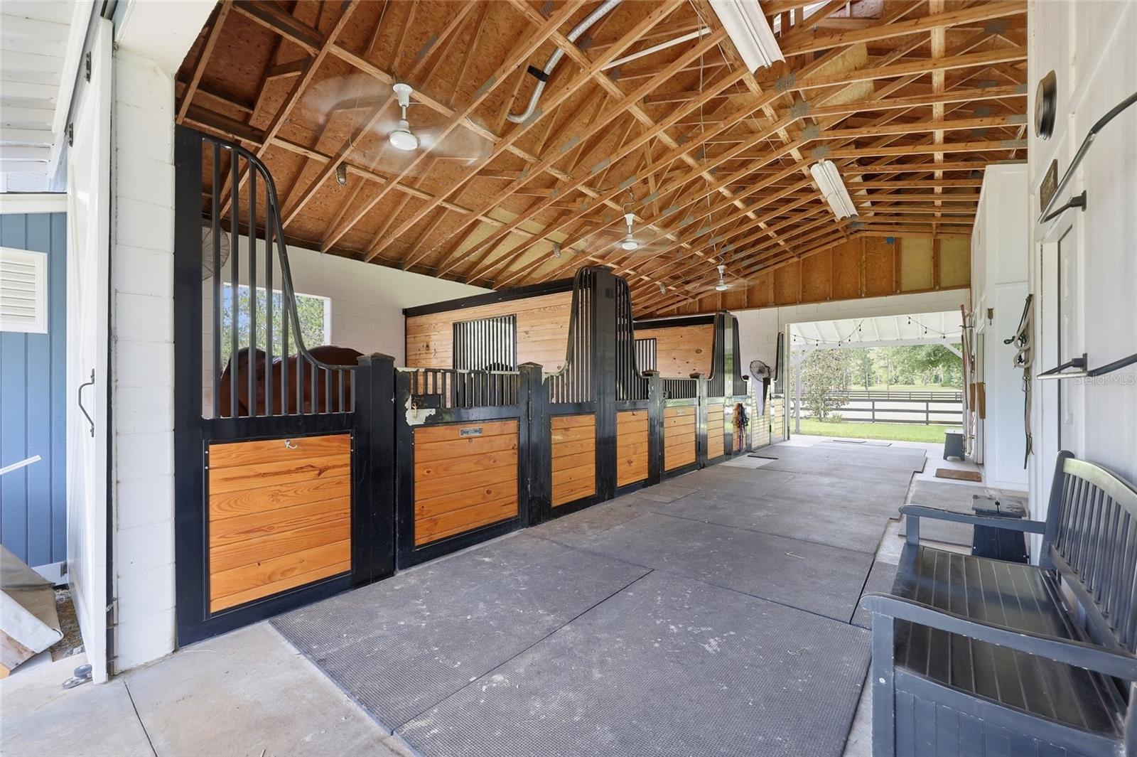 LAKEWOOD RANCHES SUB - Residential