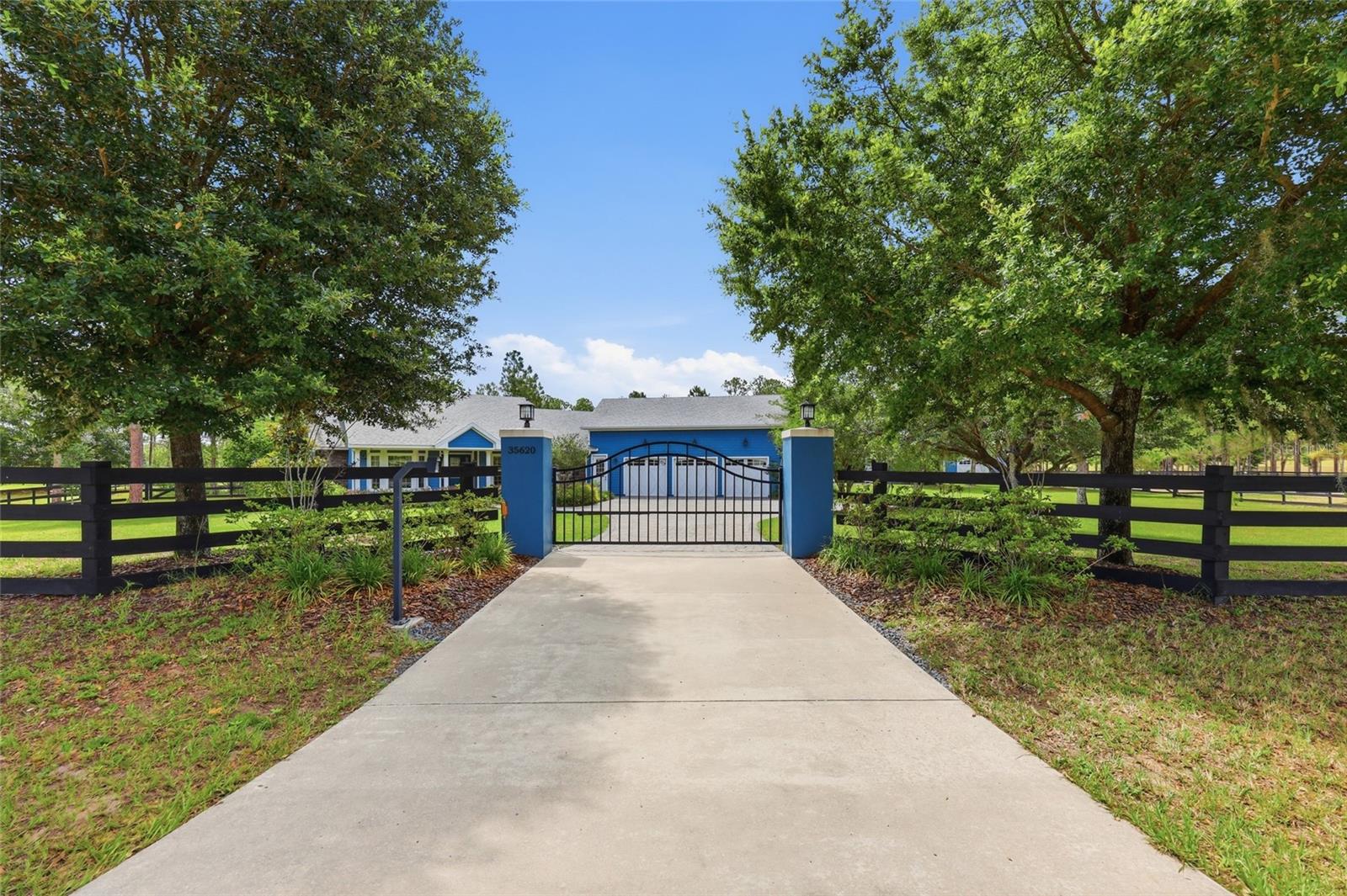 LAKEWOOD RANCHES SUB - Residential