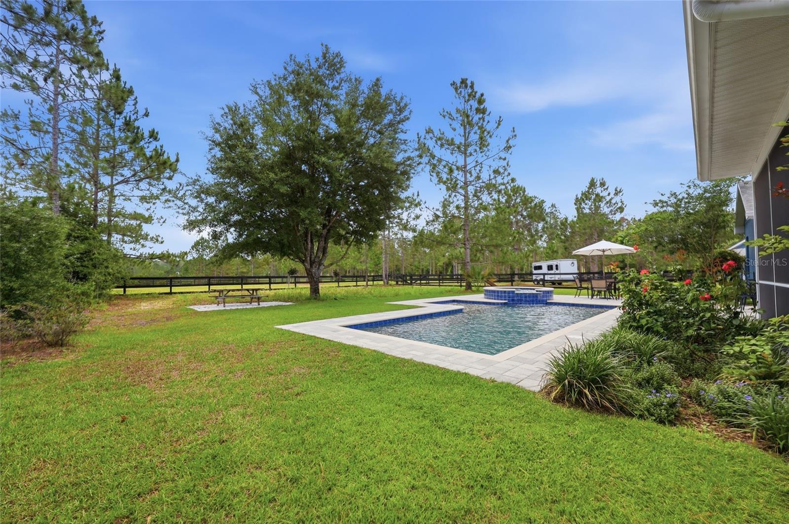 LAKEWOOD RANCHES SUB - Residential