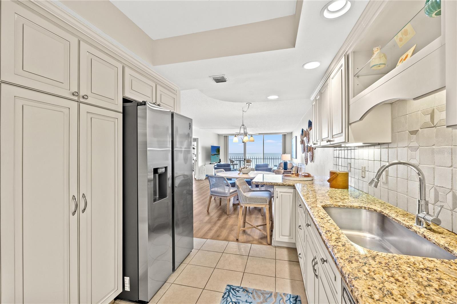 LIDO BEACH CLUB - Residential Lease