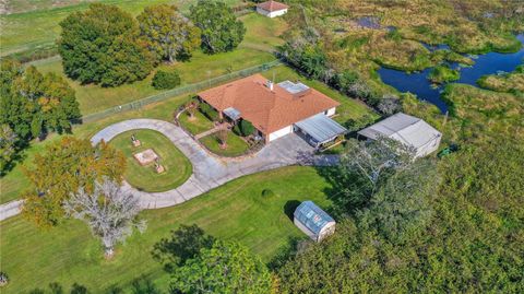 A home in LAKE ALFRED