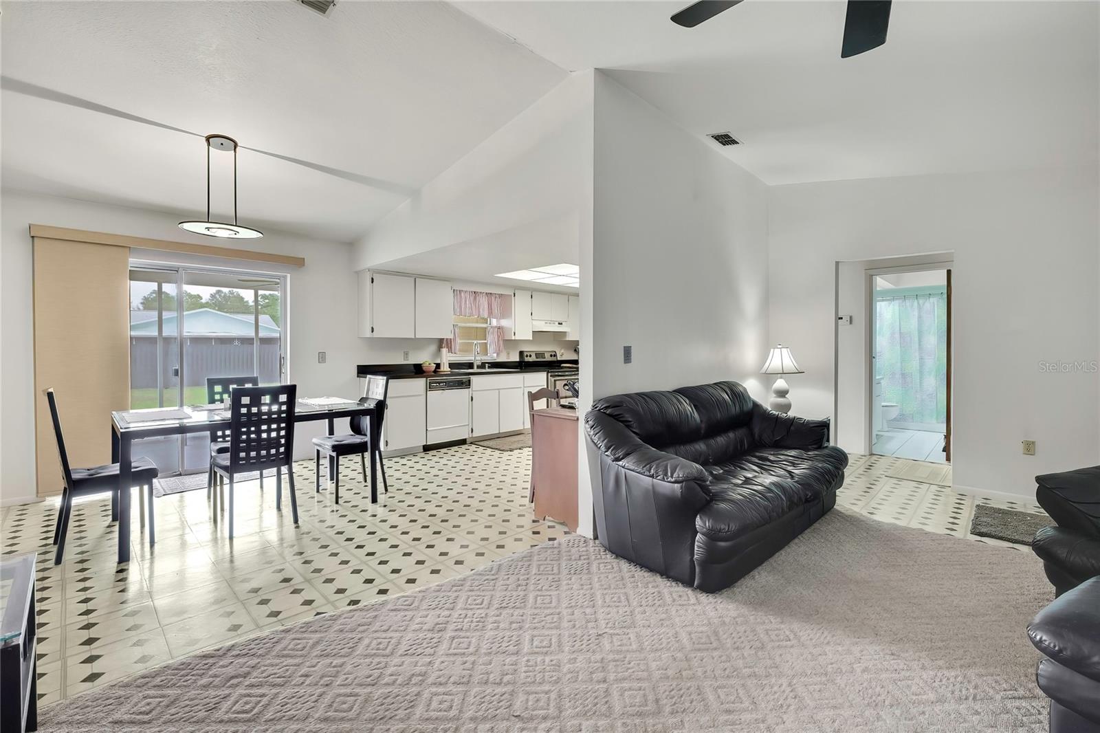 SPRING HILL UNITS 20 & 28-5200 - Residential