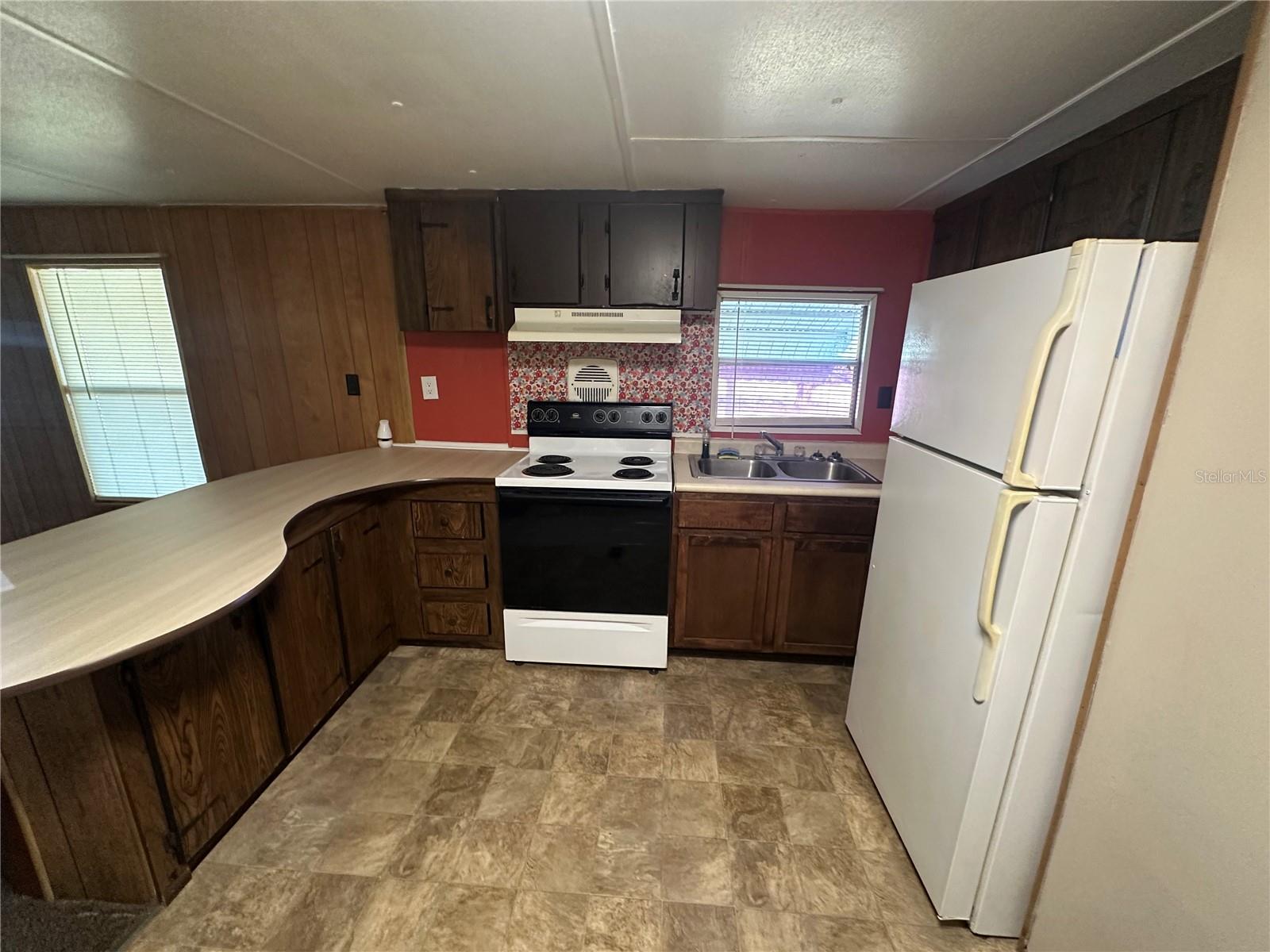 LITTLE LAKE WEIR - Residential