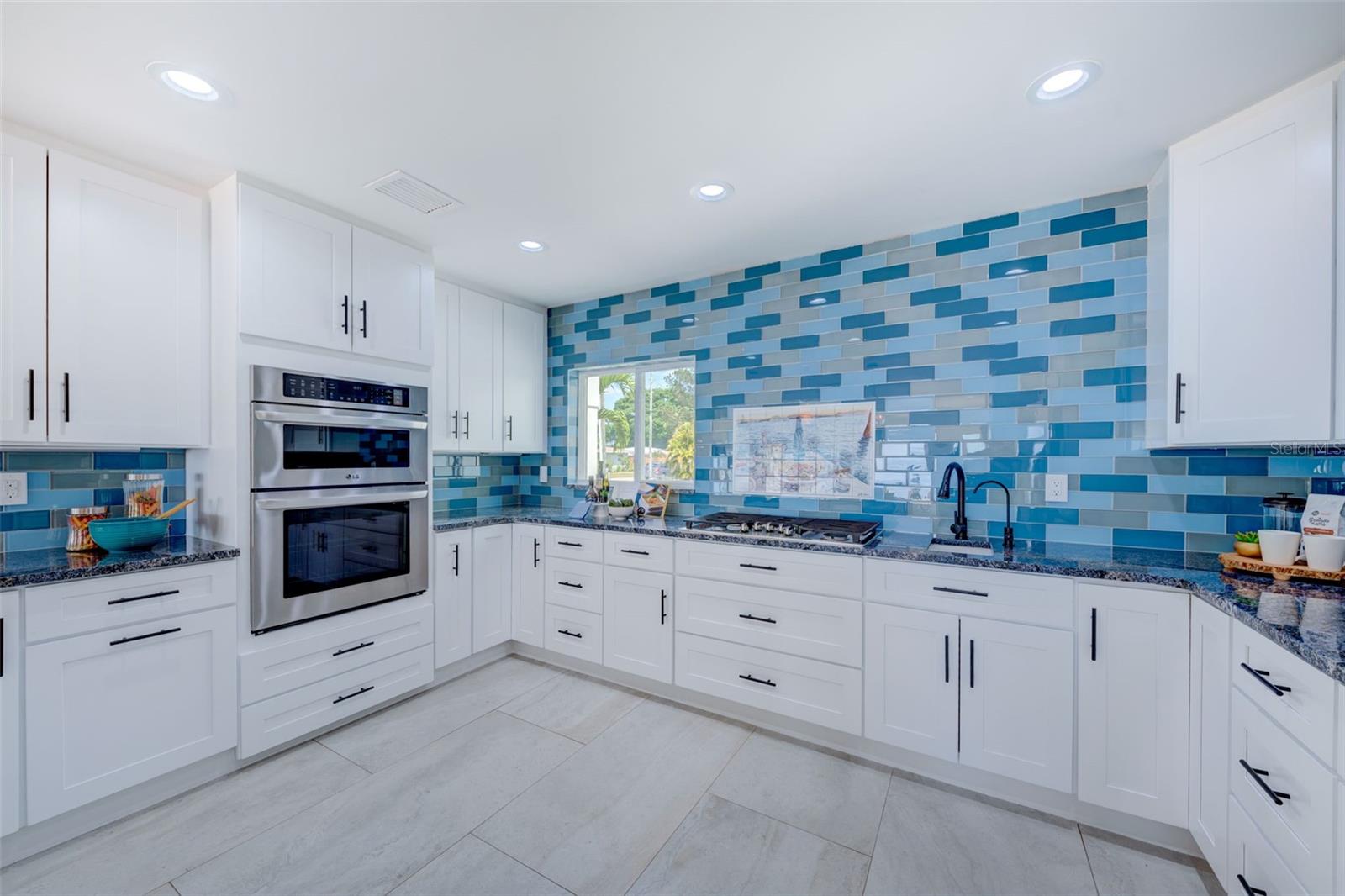 BAYWOOD VILLAGE - Residential