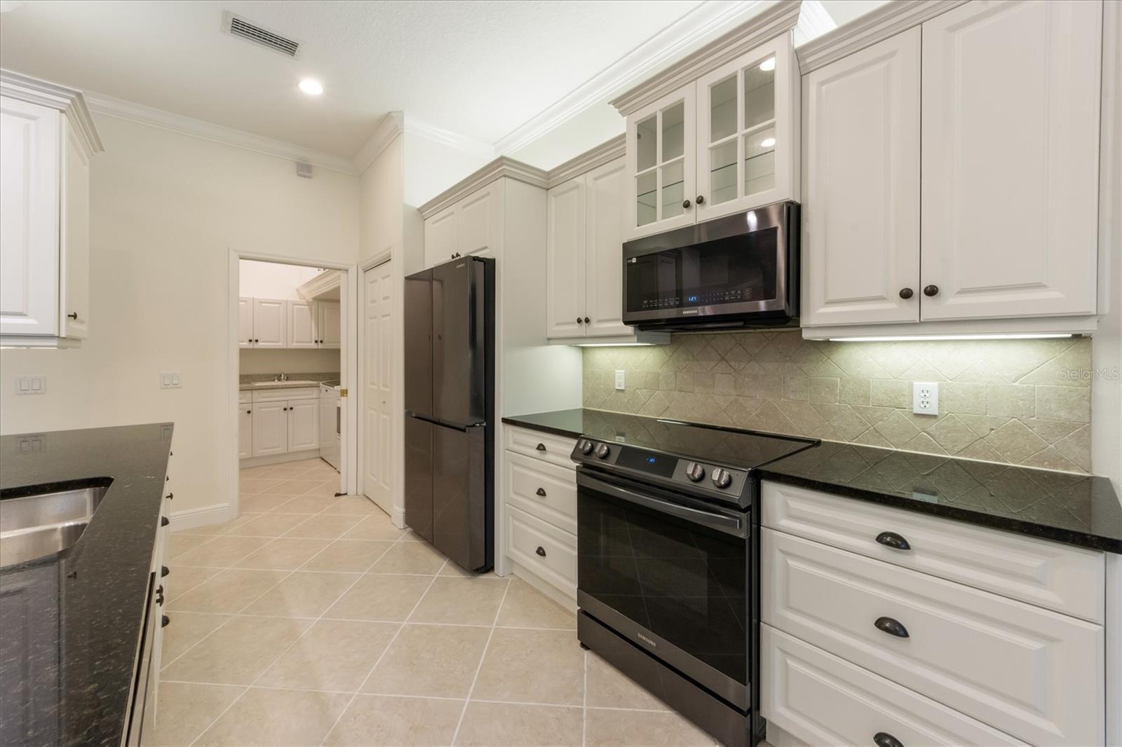 HARBOUR LANDINGS - Residential
