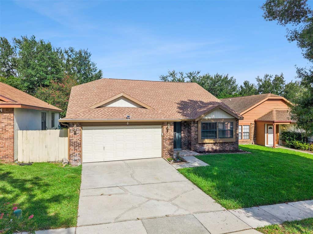 Photo of 7301 Spring Villas Circle, Orlando, FL 32819 (MLS # O6434099)