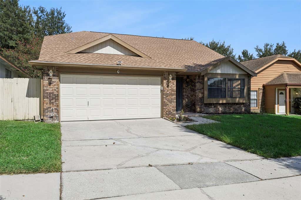 Photo of 7301 Spring Villas Circle, Orlando, FL 32819 (MLS # O6434099)