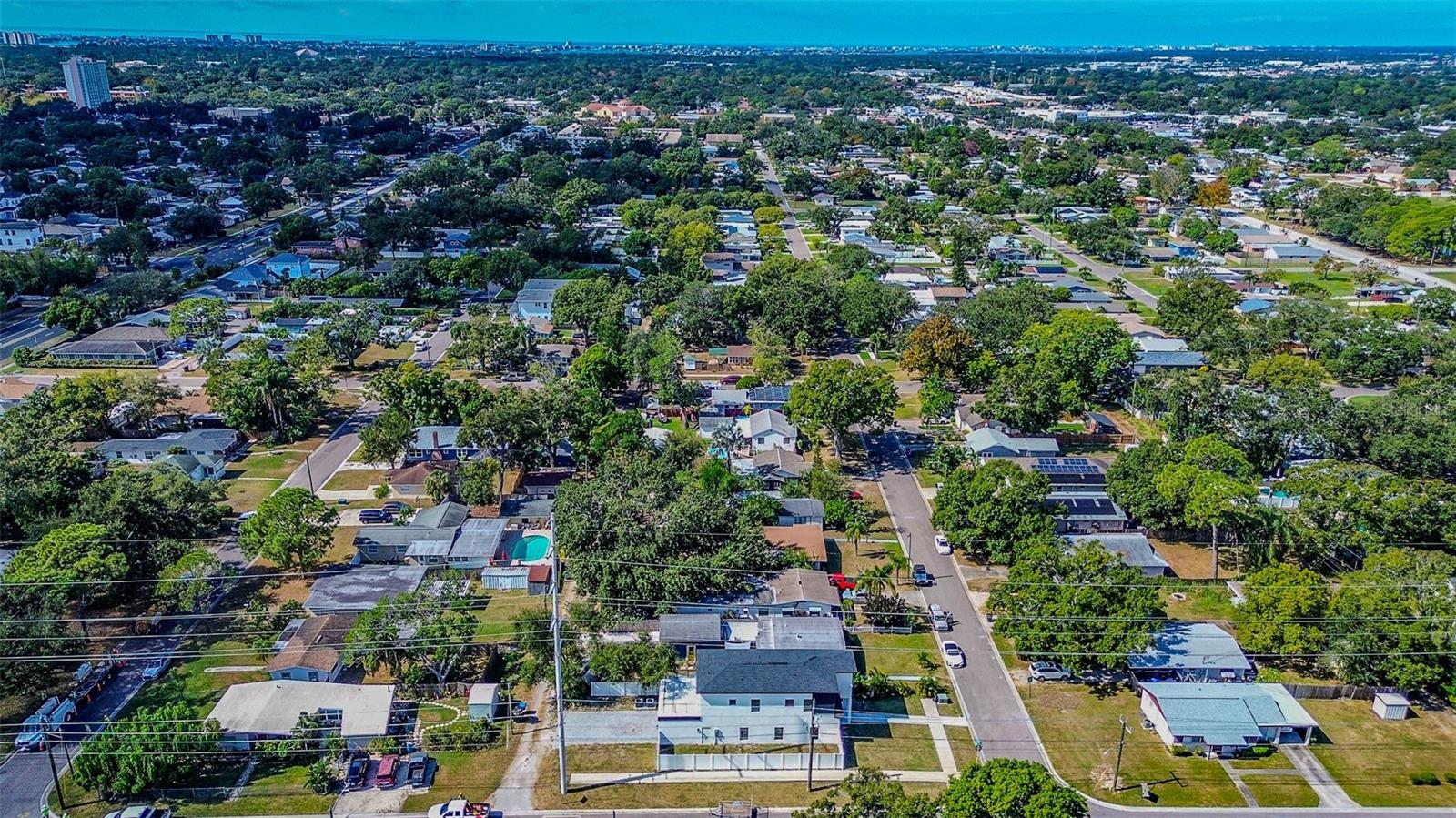 CRESTMONT - Residential