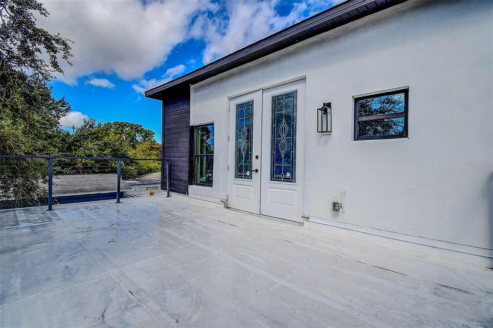 CRESTMONT - Residential