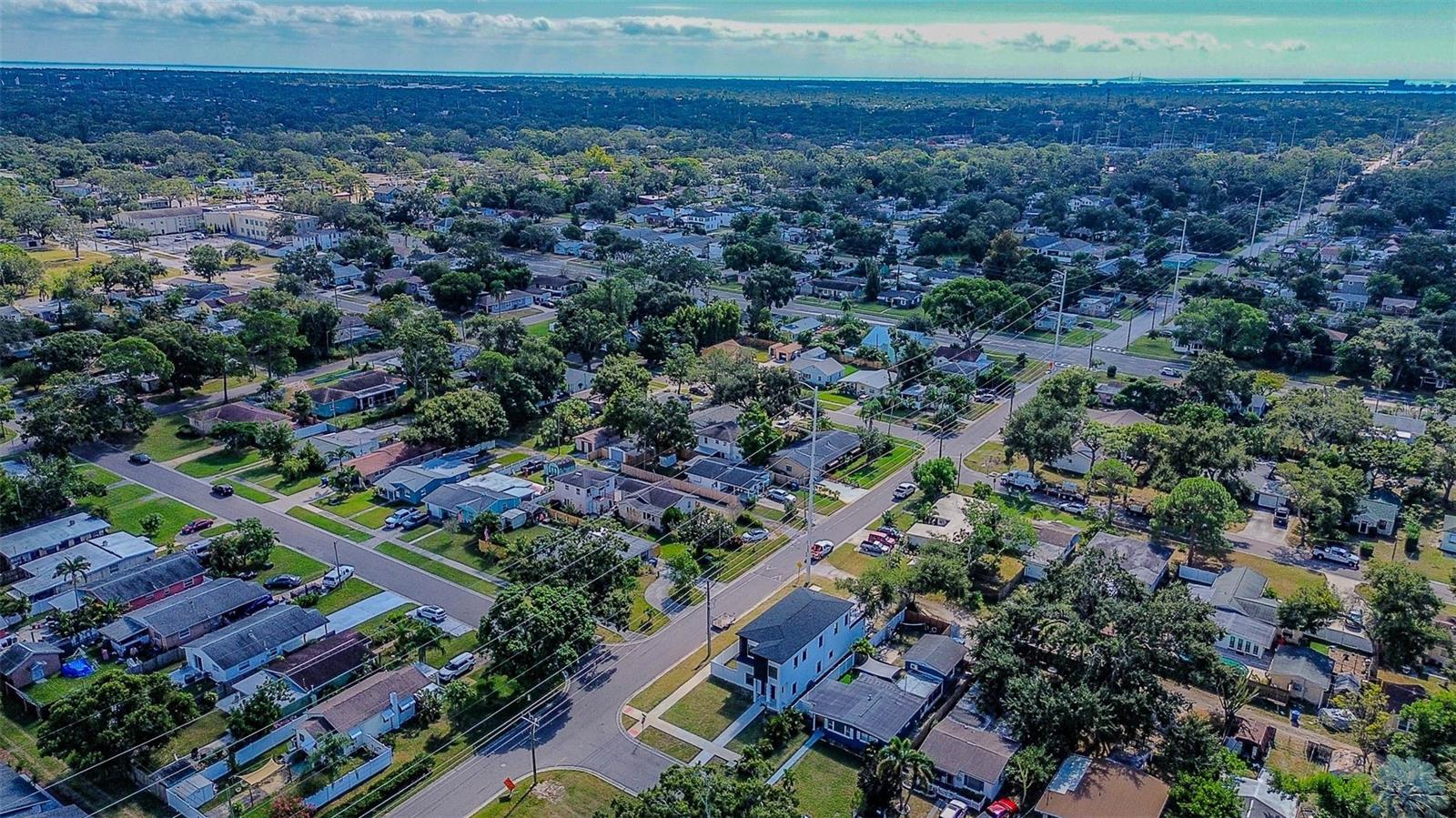 CRESTMONT - Residential