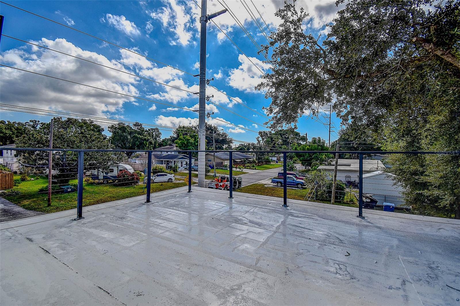 CRESTMONT - Residential