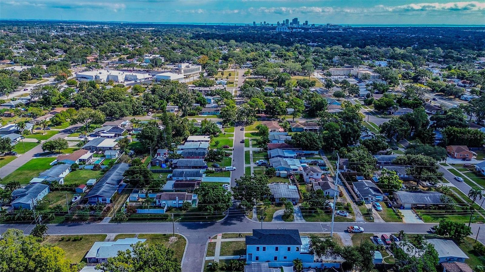 CRESTMONT - Residential