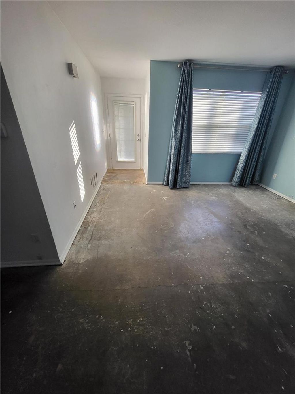 Photo of 1740 Edith Avenue, Englewood, FL 34223 (MLS # O6358364)