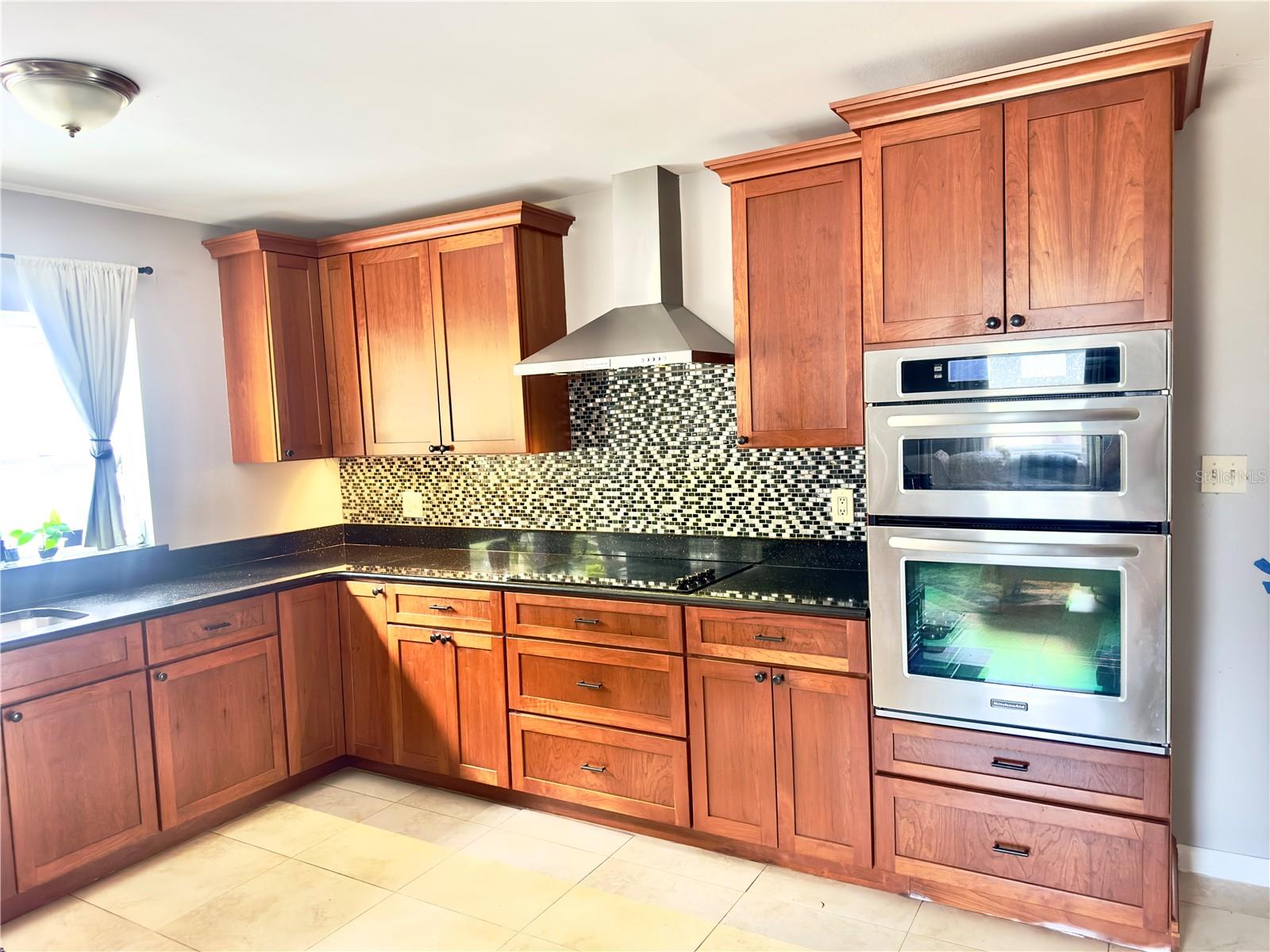 PLAZA TERRACE UNIT 4 - Residential Lease