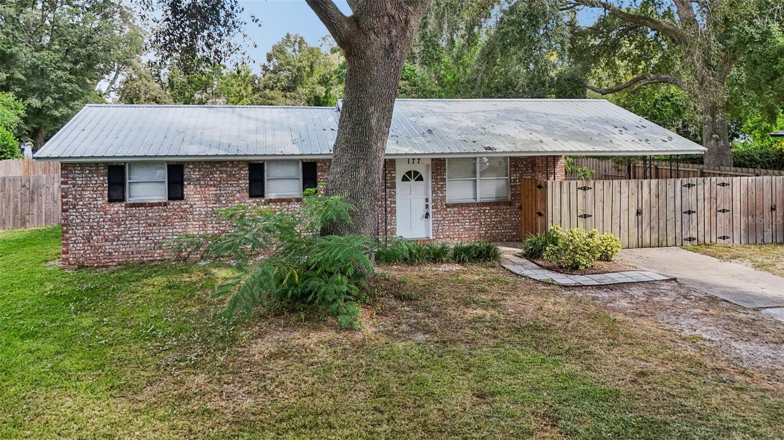 AZALEA PARK SUB - Residential